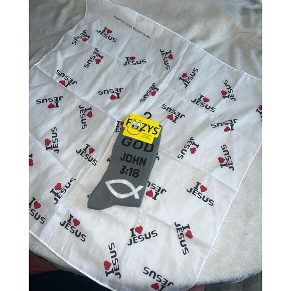 Handkerchief & socks - Picture 1 of 1